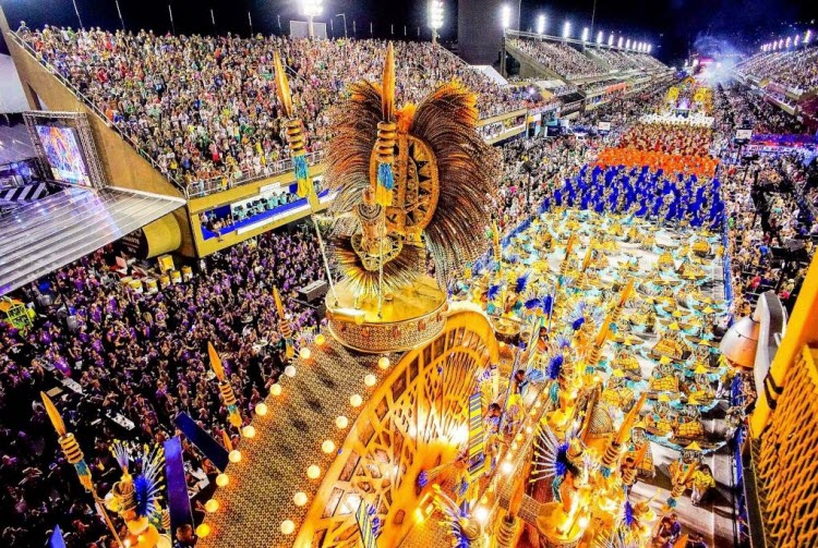 «كورونا» يرجئ كرنفال ريو دي جانيرو السنوي إلى أجل غير مسمى!